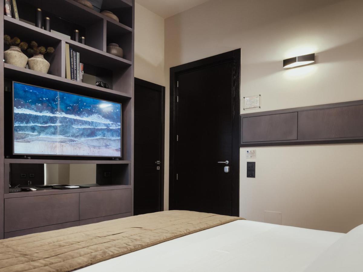 Hotel Casa 300Mila à Lecce Extérieur photo