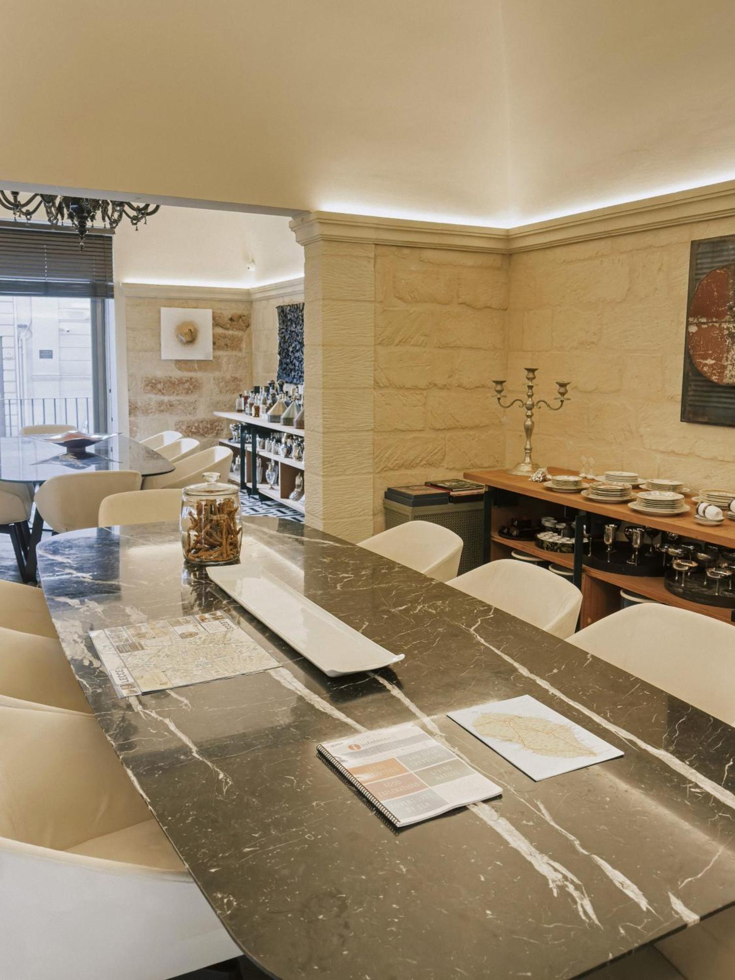 Hotel Casa 300Mila à Lecce Extérieur photo